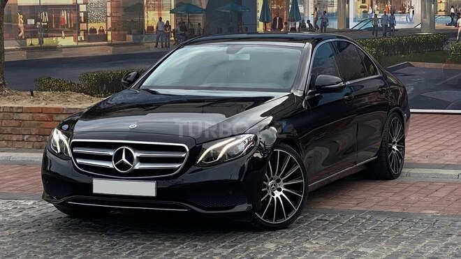 Mercedes E 220 d 2017, 299,000 km - 2.0 л - Bakı