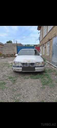 Opel Vectra 1989, 248,000 km - 2.0 l - Quba