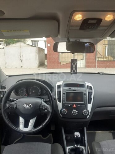 Kia Ceed 2010, 208,000 km - 1.4 л - Sumqayıt
