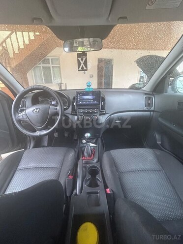 Hyundai i30 2010, 274,000 km - 1.4 л - Bərdə
