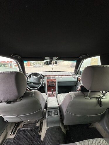 Mercedes E 220 d 1999, 10,000 km - 2.2 l - Bakı