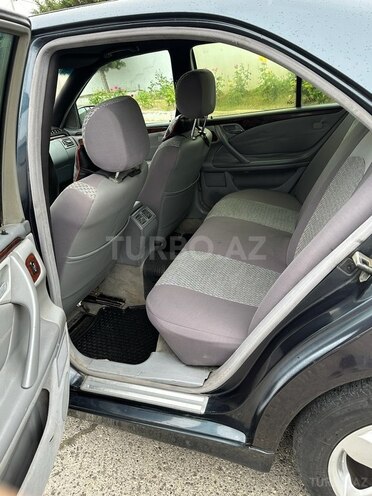Mercedes E 220 d 1999, 10,000 km - 2.2 l - Bakı