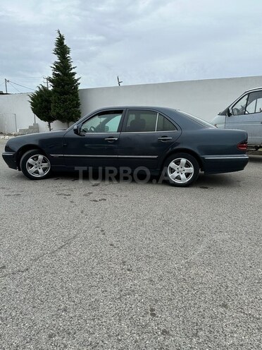 Mercedes E 220 d 1999, 10,000 km - 2.2 l - Bakı