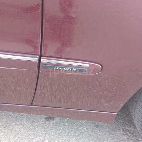 Mercedes E 350 2006, 195,000 km - 3.5 l - Bakı
