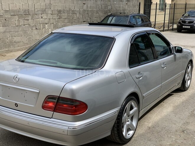 Mercedes E 320 2001, 360,271 km - 3.2 л - Bakı