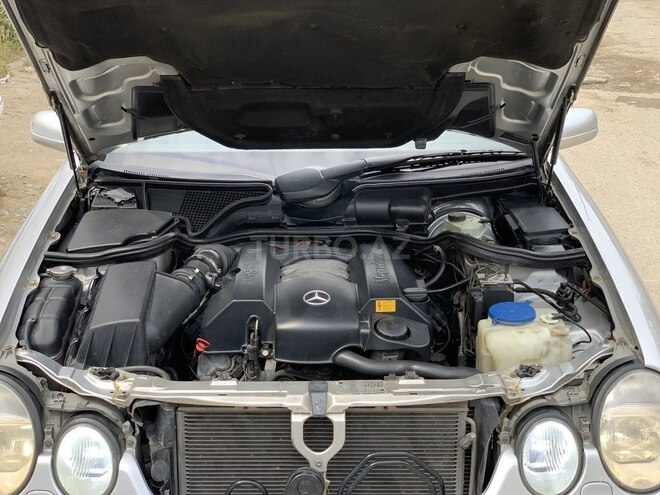 Mercedes E 320 2001, 360,271 km - 3.2 л - Bakı