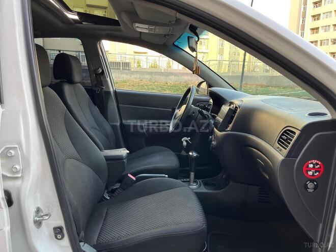 Hyundai Accent 2010, 198,000 km - 1.6 l - Bakı