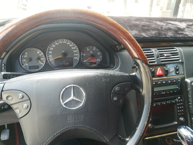 Mercedes E 320 2001, 370,000 km - 3.2 л - Bakı