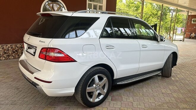 Mercedes ML 350 4MATIC 2014, 185,000 km - 3.5 l - Bakı