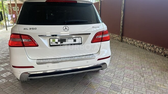 Mercedes ML 350 4MATIC 2014, 185,000 km - 3.5 l - Bakı