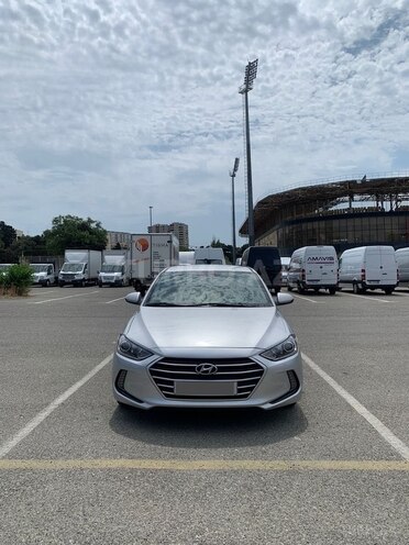 Hyundai Elantra 2016, 225,308 km - 2.0 л - Bakı