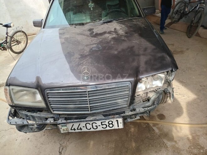Mercedes C 220 1996, 192,400 km - 2.2 л - Bakı