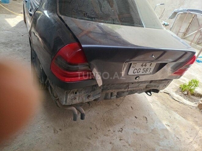 Mercedes C 220 1996, 192,400 km - 2.2 л - Bakı
