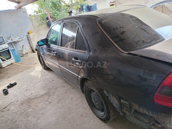 Mercedes C 220 1996, 192,400 km - 2.2 л - Bakı