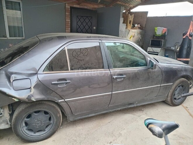 Mercedes C 220 1996, 192,400 km - 2.2 л - Bakı
