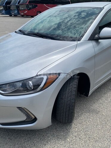 Hyundai Elantra 2016, 225,308 km - 2.0 л - Bakı