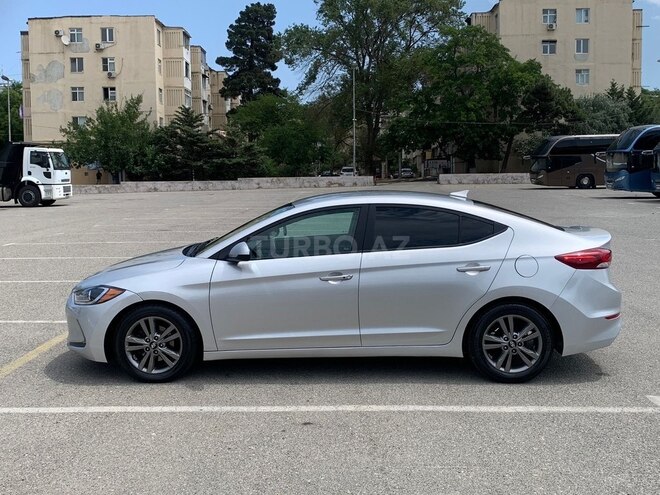 Hyundai Elantra 2016, 225,308 km - 2.0 л - Bakı