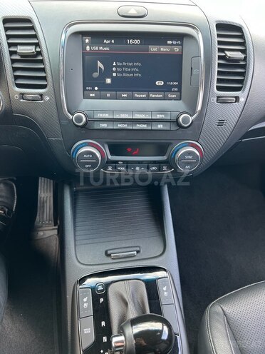 Kia K3 2017, 143,200 km - 1.6 l - Bakı