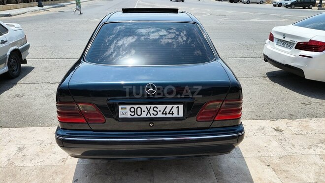 Mercedes E 220 2000, 521,000 km - 2.2 l - Bakı