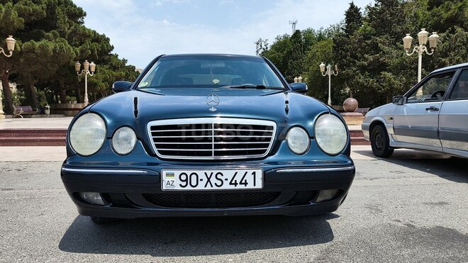 Mercedes E 220 2000, 521,000 km - 2.2 l - Bakı