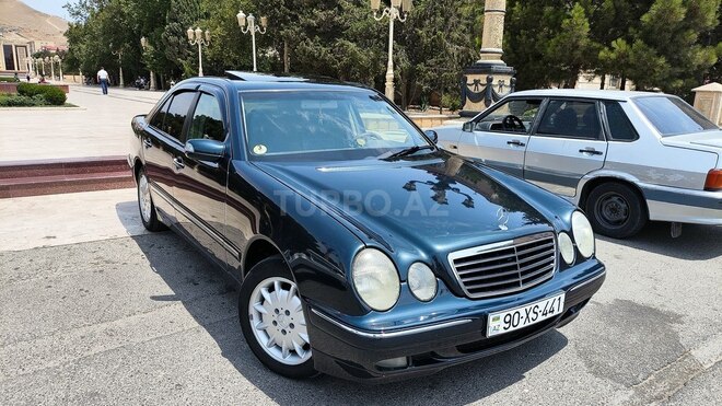 Mercedes E 220 2000, 521,000 km - 2.2 l - Bakı