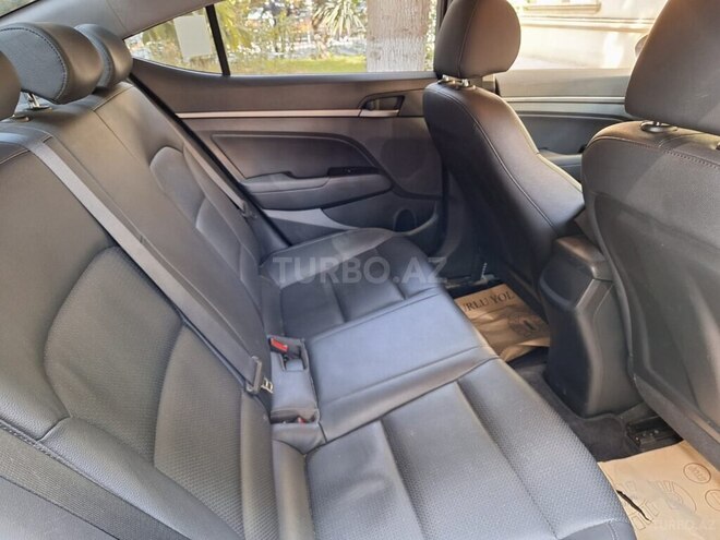Hyundai Avante 2016, 120,000 km - 1.6 l - Bakı