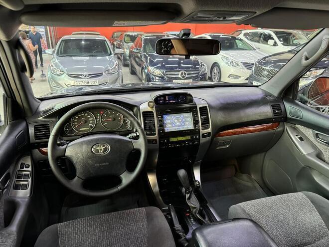 Toyota Land Cruiser Prado-16