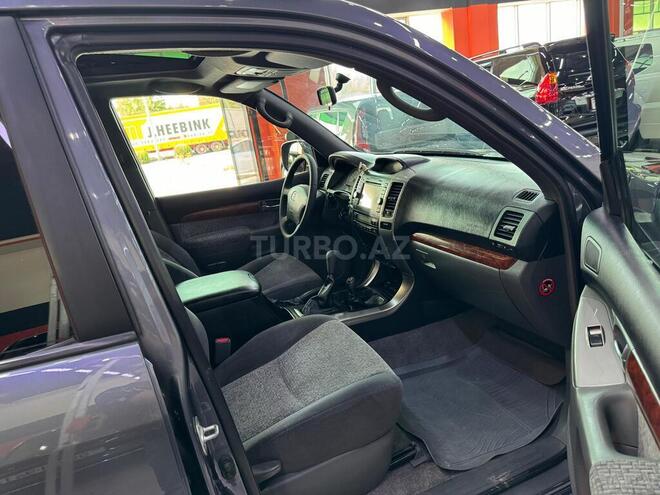 Toyota Land Cruiser Prado-15