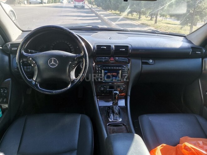 Mercedes C 220 2001, 517,000 km - 2.2 l - Bakı