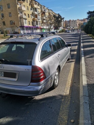 Mercedes C 220 2001, 517,000 km - 2.2 l - Bakı