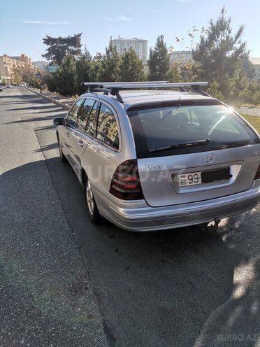 Mercedes C 220 2001, 517,000 km - 2.2 l - Bakı