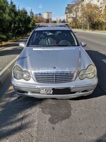 Mercedes C 220 2001, 517,000 km - 2.2 l - Bakı
