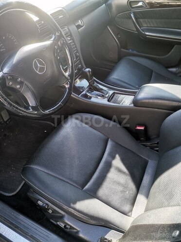 Mercedes C 220 2001, 517,000 km - 2.2 l - Bakı