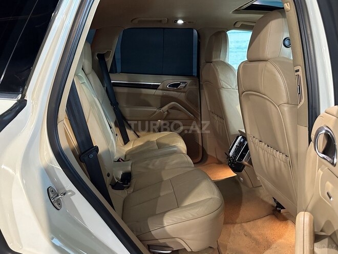Porsche Cayenne 2010, 109,600 km - 4.8 l - Bakı