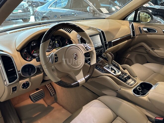 Porsche Cayenne 2010, 109,600 km - 4.8 l - Bakı