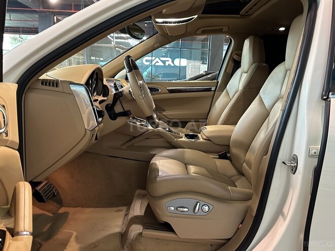 Porsche Cayenne 2010, 109,600 km - 4.8 l - Bakı