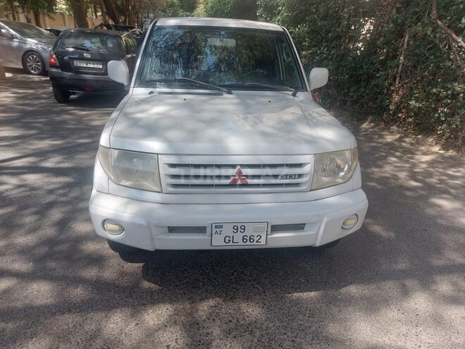 Mitsubishi Pajero io 2000, 198,000 km - 1.8 l - Bakı