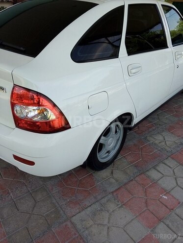 LADA (VAZ) Priora 2013, 240,000 km - 1.6 l - Ucar