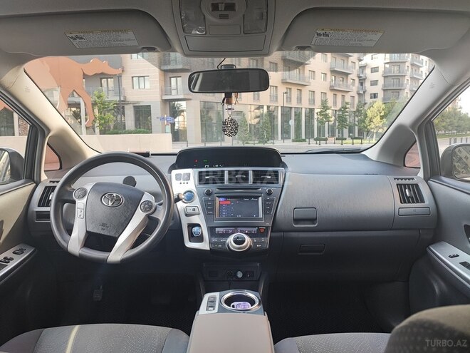 Toyota Prius V 2014, 179,600 km - 1.8 л - Bakı