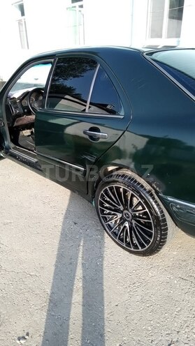 Mercedes E 300 d 1995, 777,770 km - 3.0 l - Xaçmaz