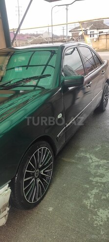Mercedes E 300 d 1995, 777,770 km - 3.0 l - Xaçmaz