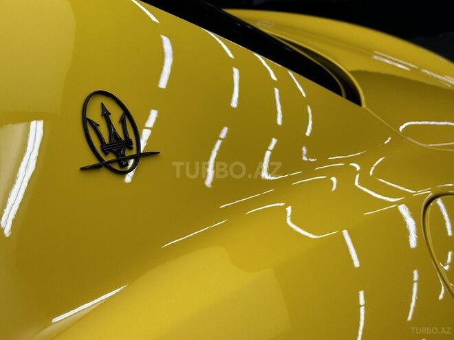 Maserati GranTurismo S 2010, 43,000 km - 4.7 l - Bakı