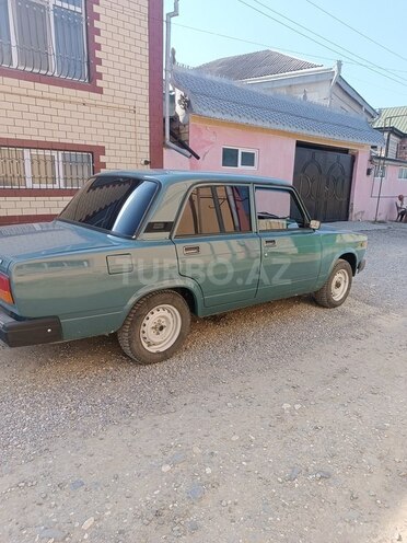 LADA (VAZ) 2107 2005, 220,000 km - 1.6 l - Quba