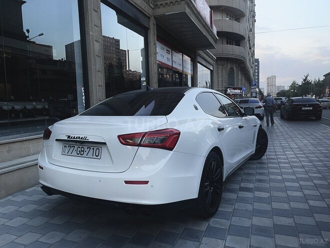 Maserati Ghibli 2014, 188,000 km - 3.0 l - Bakı