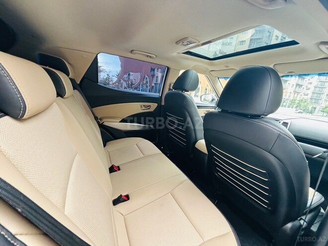 Ssang Yong  2015, 51,000 km - 1.6 l - Bakı