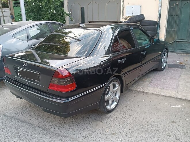 Mercedes C 180 1999, 295,584 km - 1.8 л - Bakı