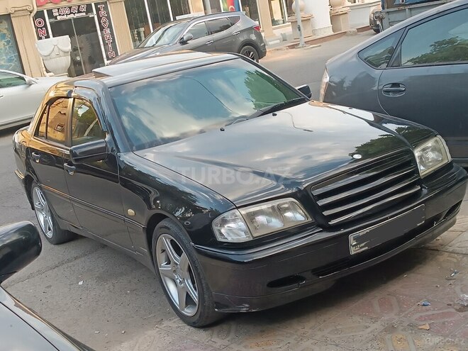 Mercedes C 180 1999, 295,584 km - 1.8 л - Bakı