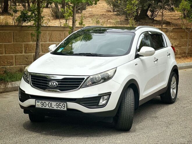 Kia Sportage 2013, 141,900 km - 2.0 l - Bakı