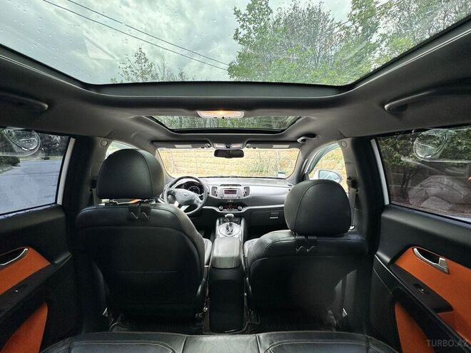 Kia Sportage 2013, 141,900 km - 2.0 l - Bakı