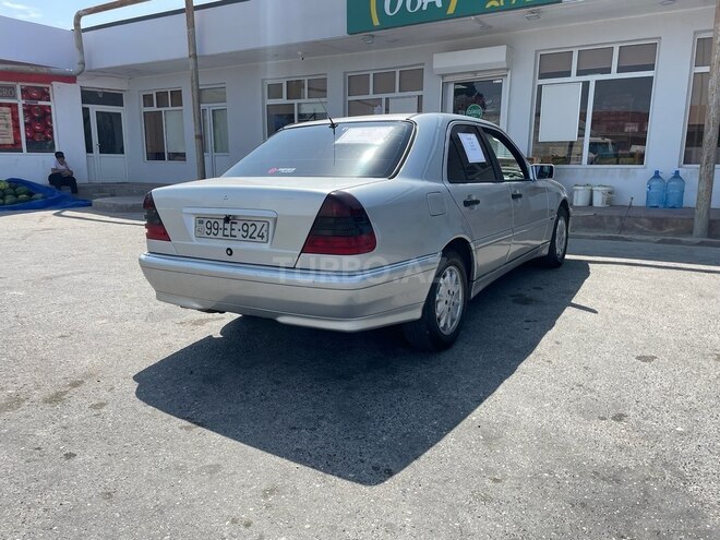 Mercedes C 220 d 2000, 516,000 km - 2.2 л - Bakı
